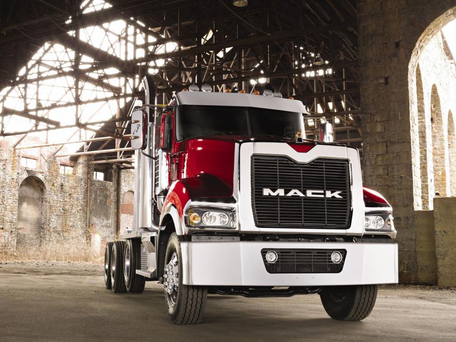  Mack Titan 2007 года  (фото 3 из 3)